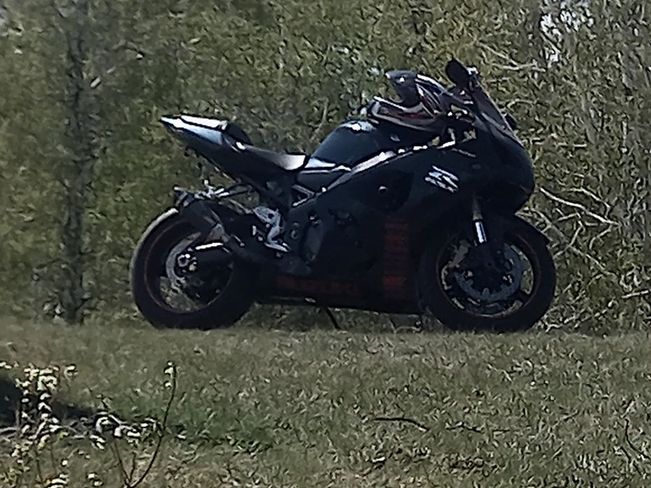 Продам Suzuki gsxr 600