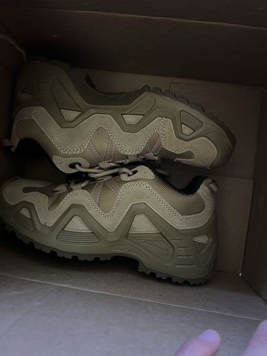 Продам тактические кроссовки