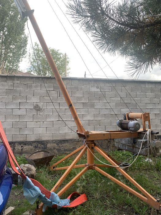 портативный подъемный кран