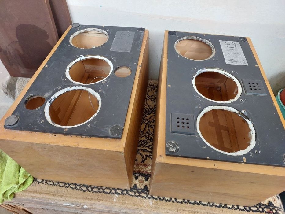 Колонки корпуса без динамиков