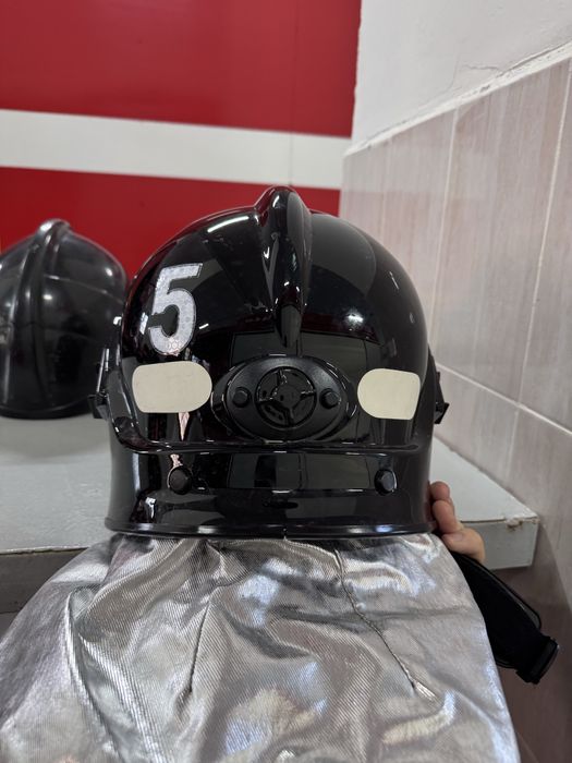 Каска пожарного