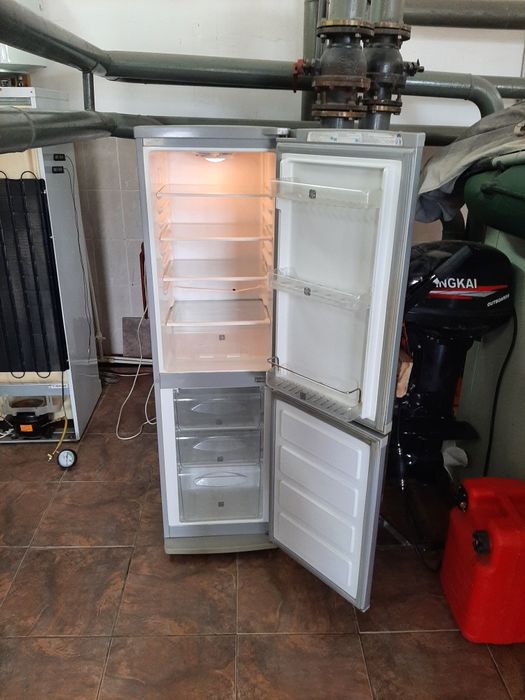 Холодильник  доставка