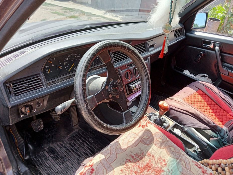 Продам Mersedes Bens 190