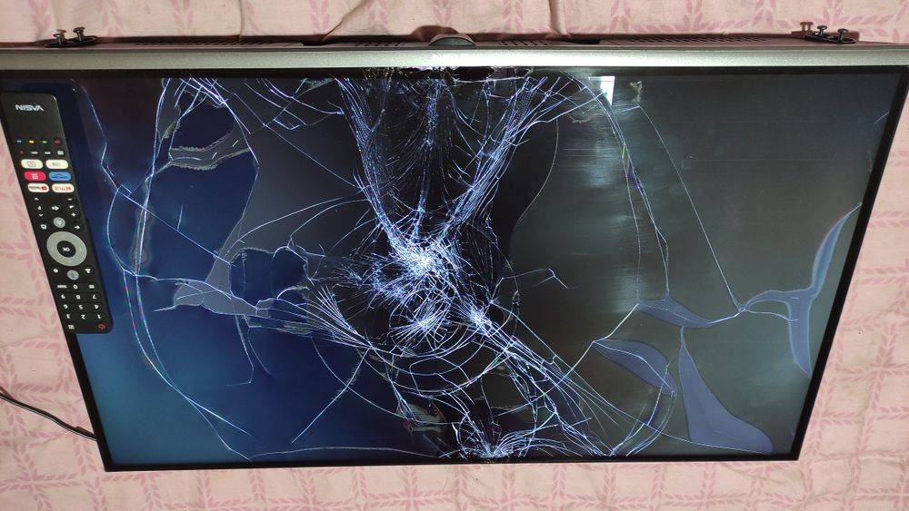 Продам телевизор Ясин