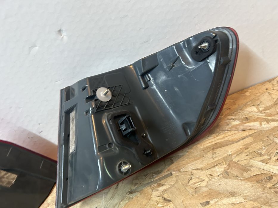 Stop / stopuri BMW F10 seria 5 non lci 2009-2013 stanga / dreapta