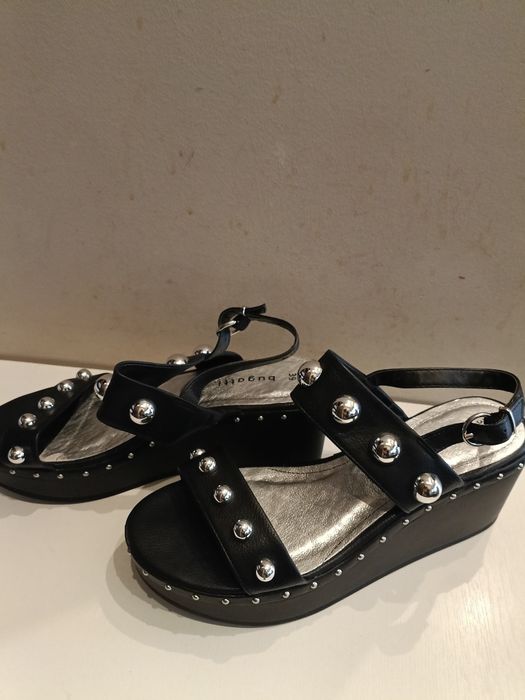 Сандали Bugatti 39