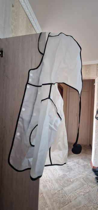 Продам дождевик 3- 5 лет