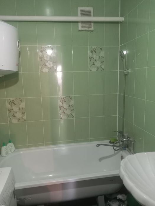 Уй сатылады. Каражанов көшесі