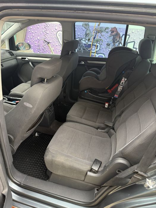 Vand masina volkswagen turan