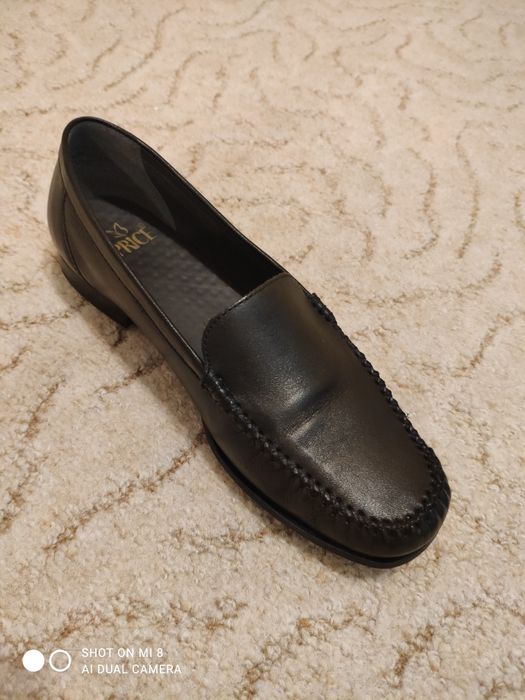 Кожаные туфли новые