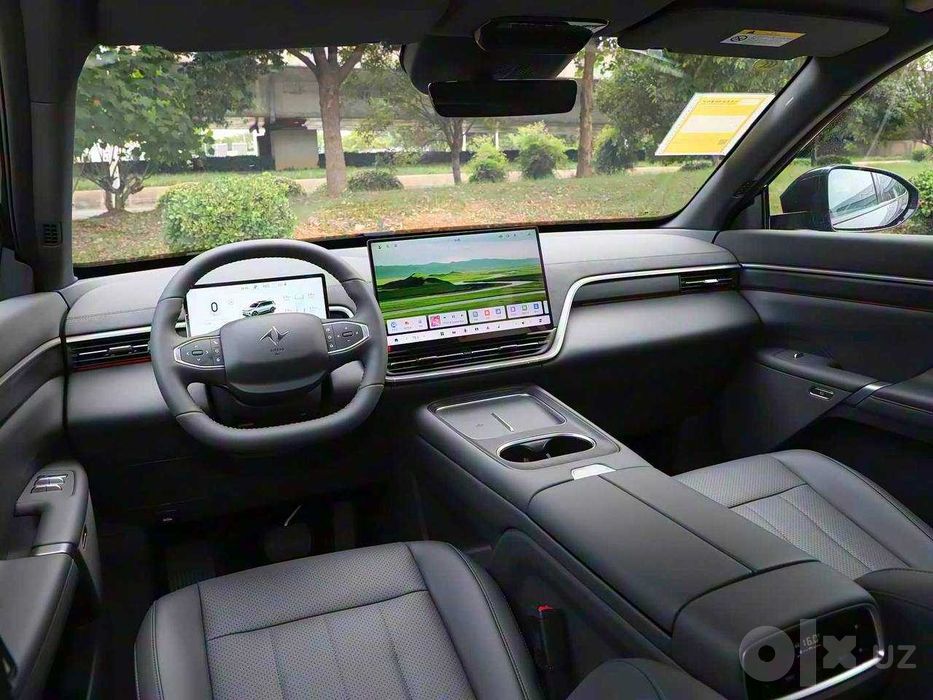 Dongfeng EP008 гибрид ULTRA/MAX 2026 - Идеальный семейный бизнес-класс