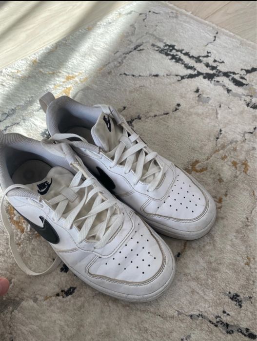 Nike 37  barbati, purtati foarte putin