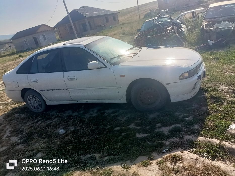 Продам Галант дутый мотор стук