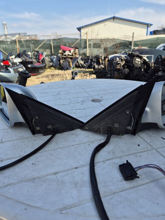 Дясно Оригинално  Ел  Огледало за Пасат 4 97- 2002г