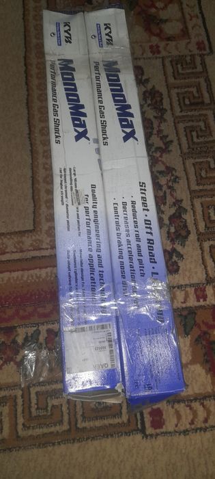 Амортизаторы продам