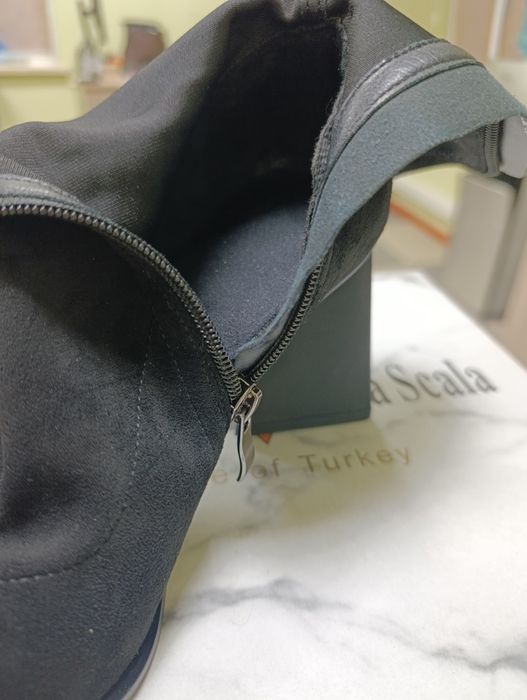 Продам черные ботильоны