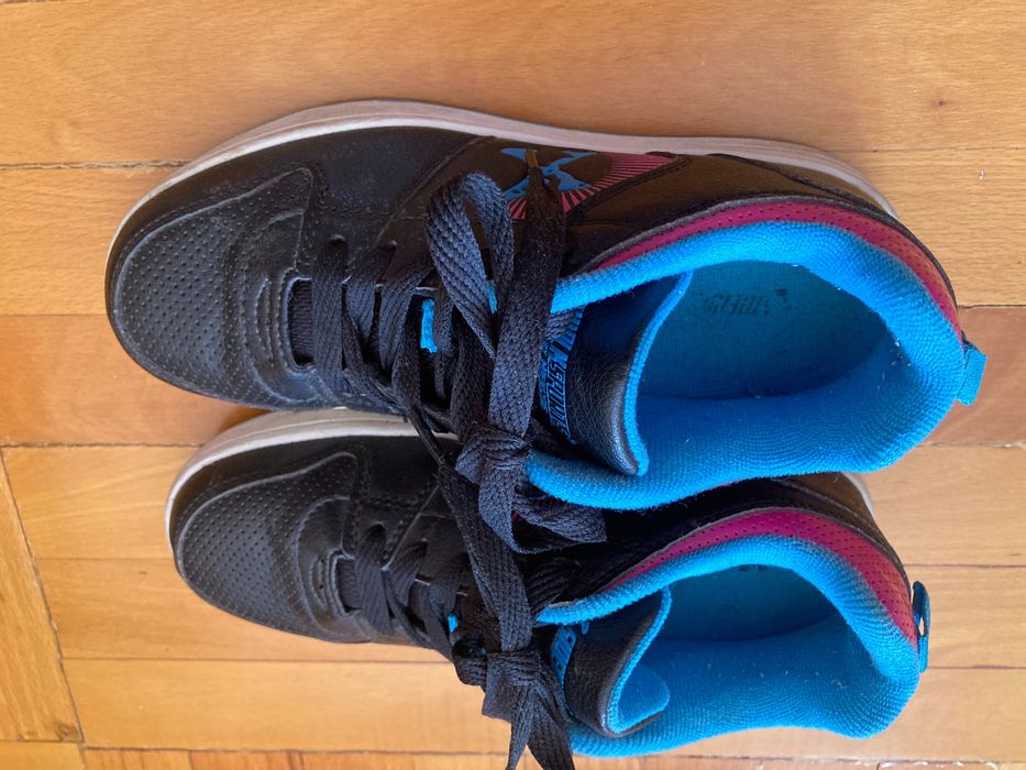 Роликовые кроссовки Heelys