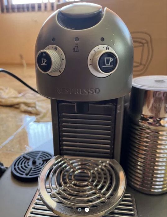 Кафемашина NESPRESSO Gran Maestria