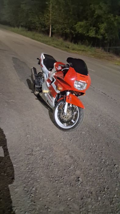 Vand HONDA cbr 600F