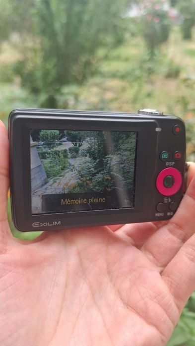 Casio Exilim EX-Z33 компактен дигитален фотоапарат