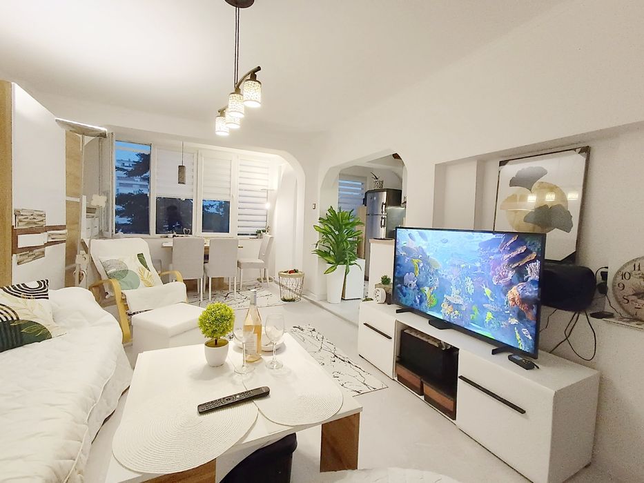 Продава се Тристаен апартамент в Варна, Базар Левски - 82 кв.м за 3281 €/кв.м - Снимка #5