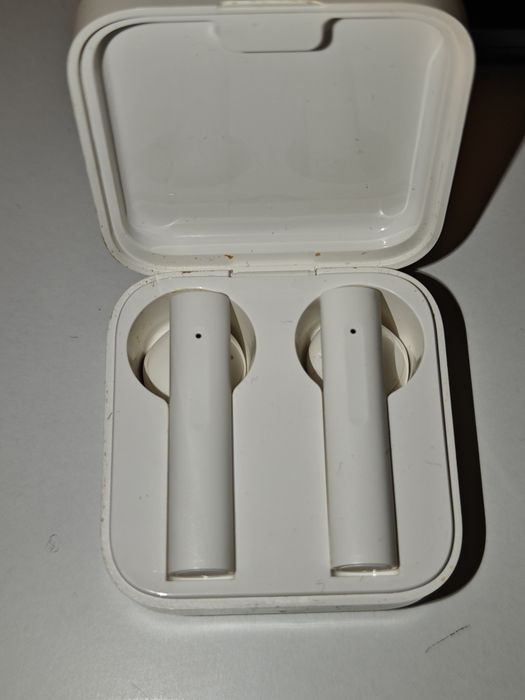 Casti wireless Xiaomi Air 2 - 30 lei