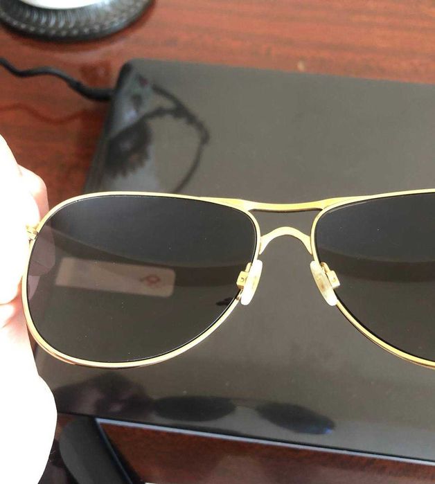 Продам очки солнцезащитные Oakley