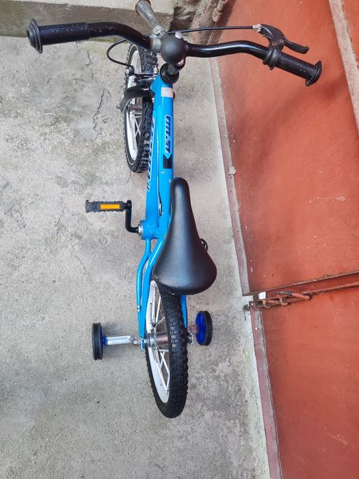 Vând bicicleta de copii