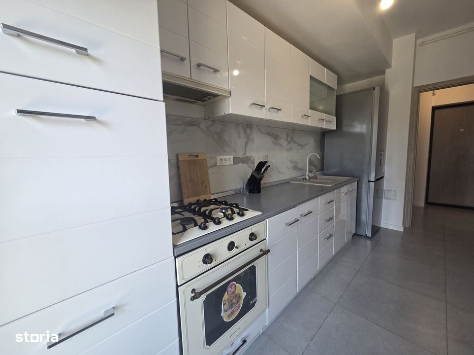 Apartament 3 camere-Etaj 1-Mobilat si utilat-Diamantului Kaufland — fotografia 1
