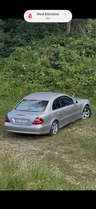 Mercedes w211  avangard 2005