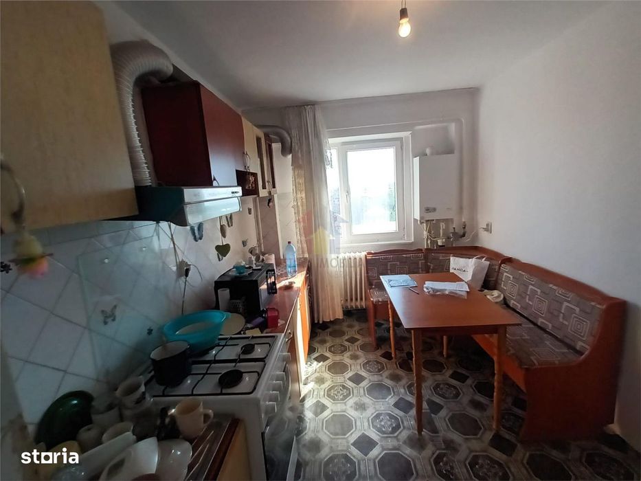 3 camere, LIBER, Decomandat, zona Viziru -Pistruiatu