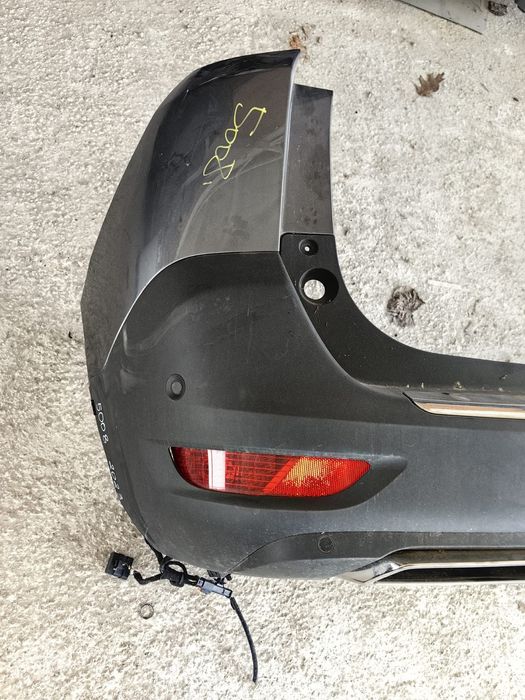 Задна броня Peugeot 5008 GT /Пежо 5008 ГТ 2023г с дупки за парктроници