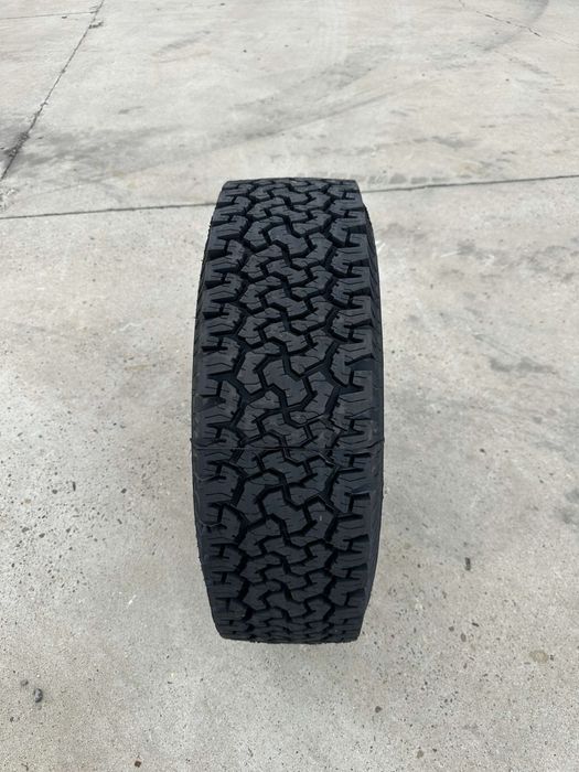 235 70 16 SET 4 anvelope in LICHIDARE STOC all terrain garantie 3 ani