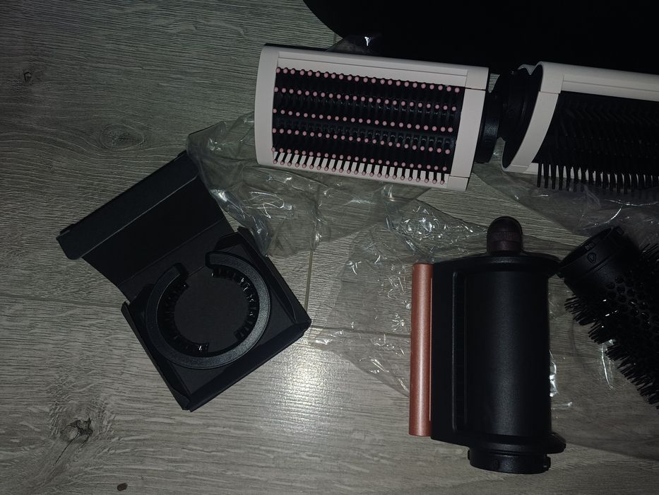 Dyson airwrap complete long hs05