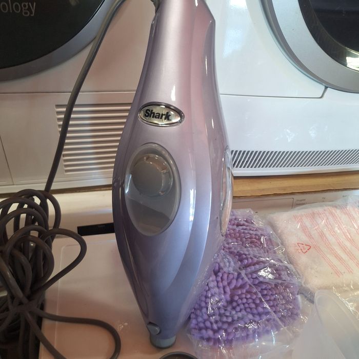 Парочистачка Shark 4 бара 1550 вата - нова