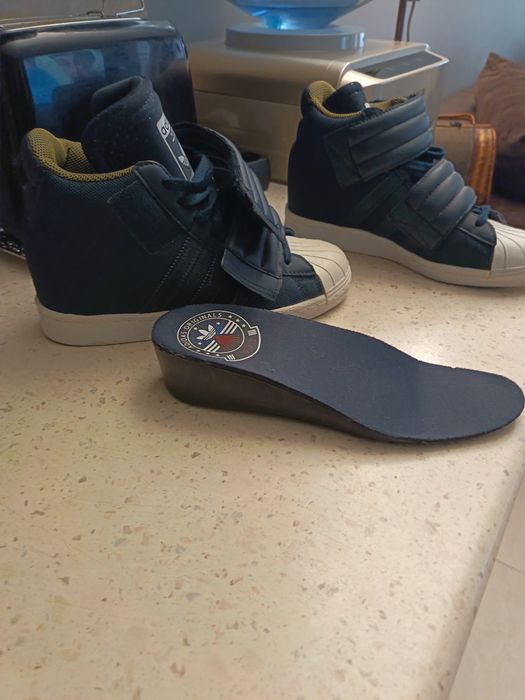 Обувки Адидас на платформа