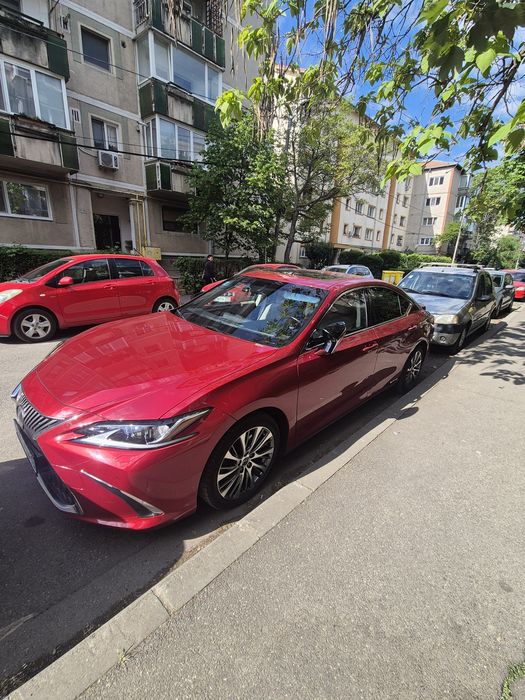 Lexus es 300h 2.5