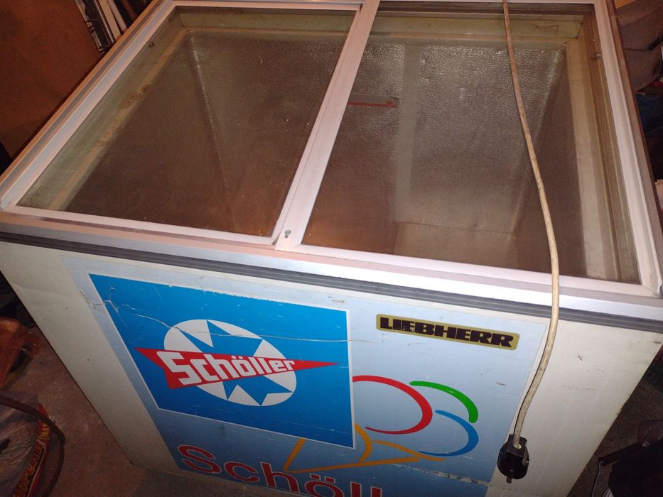 Продавам фризер ракла с плъзгащи се стъкла 200 л