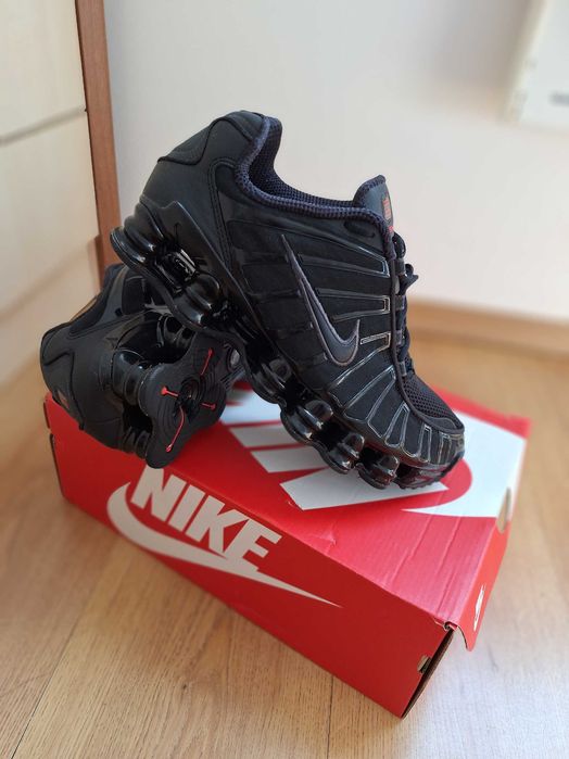 ОРИГИНАЛНИ маратонки NIKE-Air Vapormax Plus- 42.5 номер