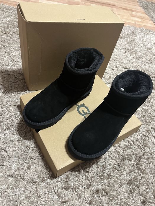 UGG Mini II Chestnut black