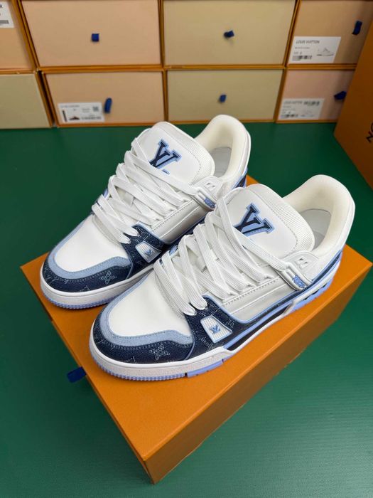Adidasi Louis Vuitton Trainer Premium