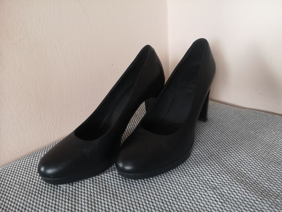 Обувки на ток Geox