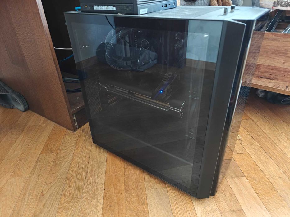 Gaming PC Ryzen 7 7700x 32GB DDR5 6000 RX5700XT