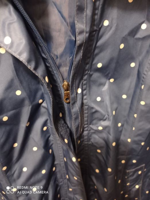 Ветровка женская