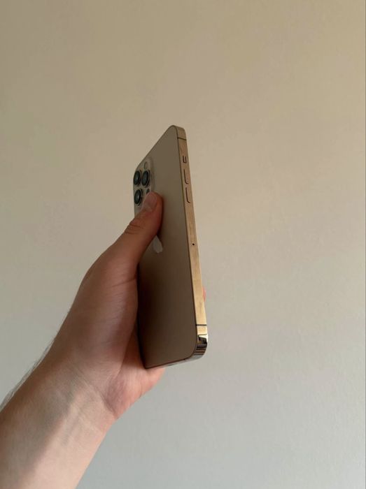 vand iphone 12 pro Max gold 512Gb