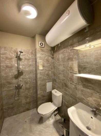 Дава се под наем Едностаен апартамент в София, Стрелбище - 50 кв.м за 335 € - Снимка #2