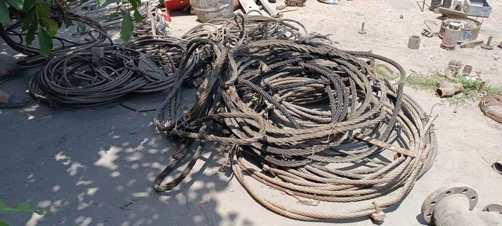 Сварочный аппарат уч хил турдаги сотилади