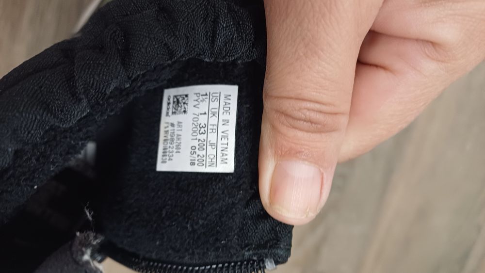 Оригинални боти на Адидас за Момиченце