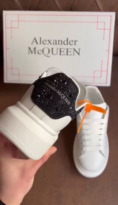 Adidași Alexander McQUEEN