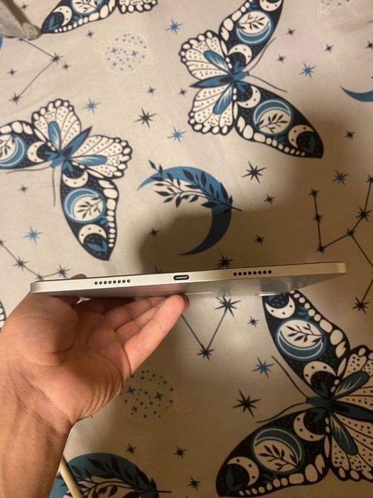 Vând/ schimb iPad pro 11 generația a 4a